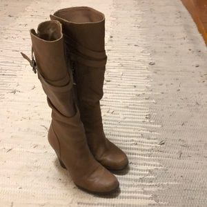 Guess wedge leather booties